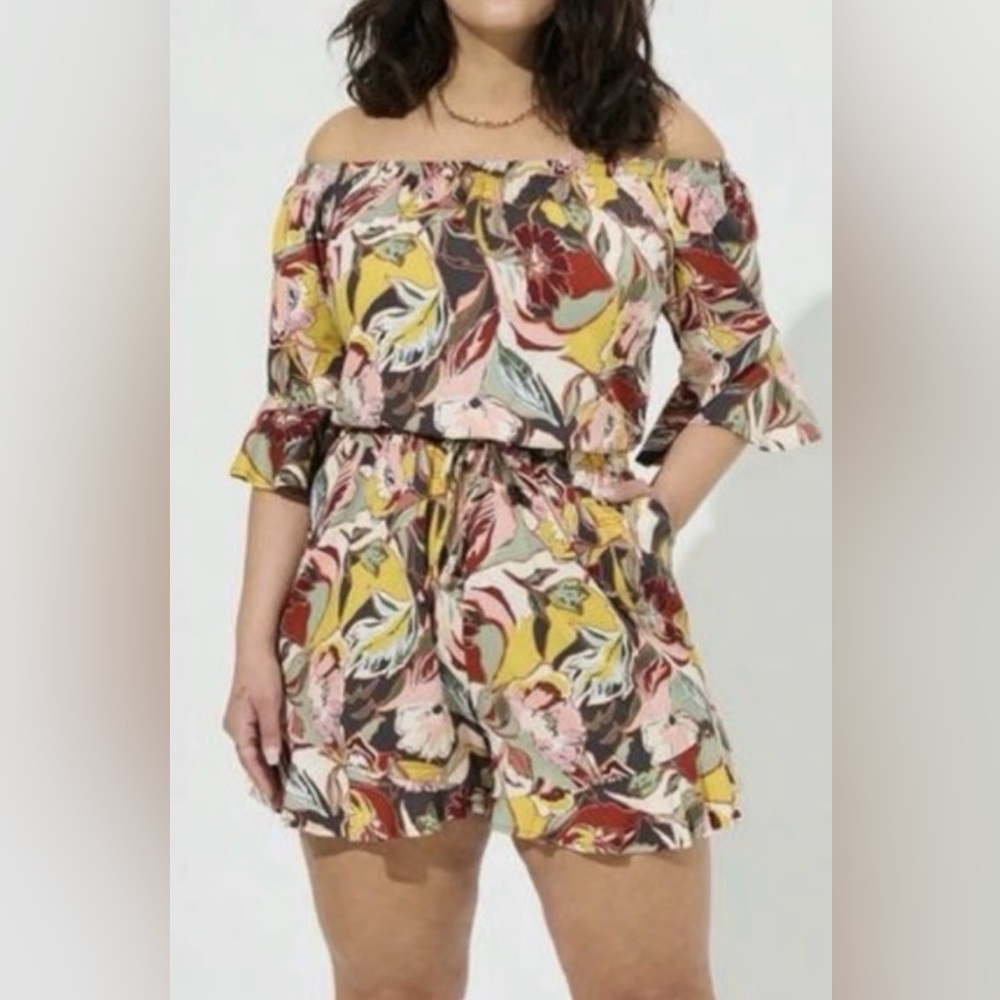 torrid stretch challis off the shoulder ruffle Romper size 3